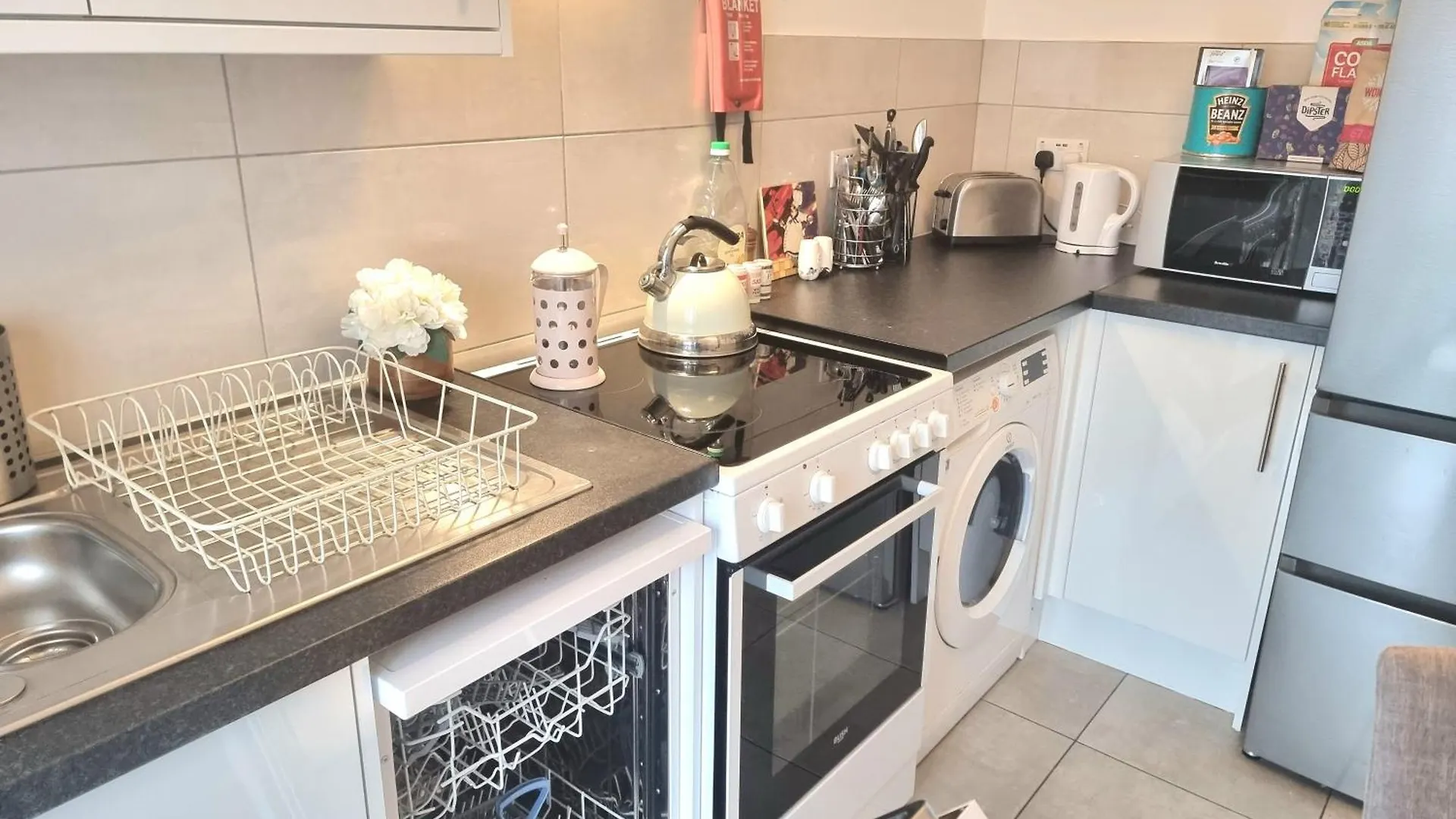 Stylish 2-Bed Flat, Quick Access To London Sights Apartment