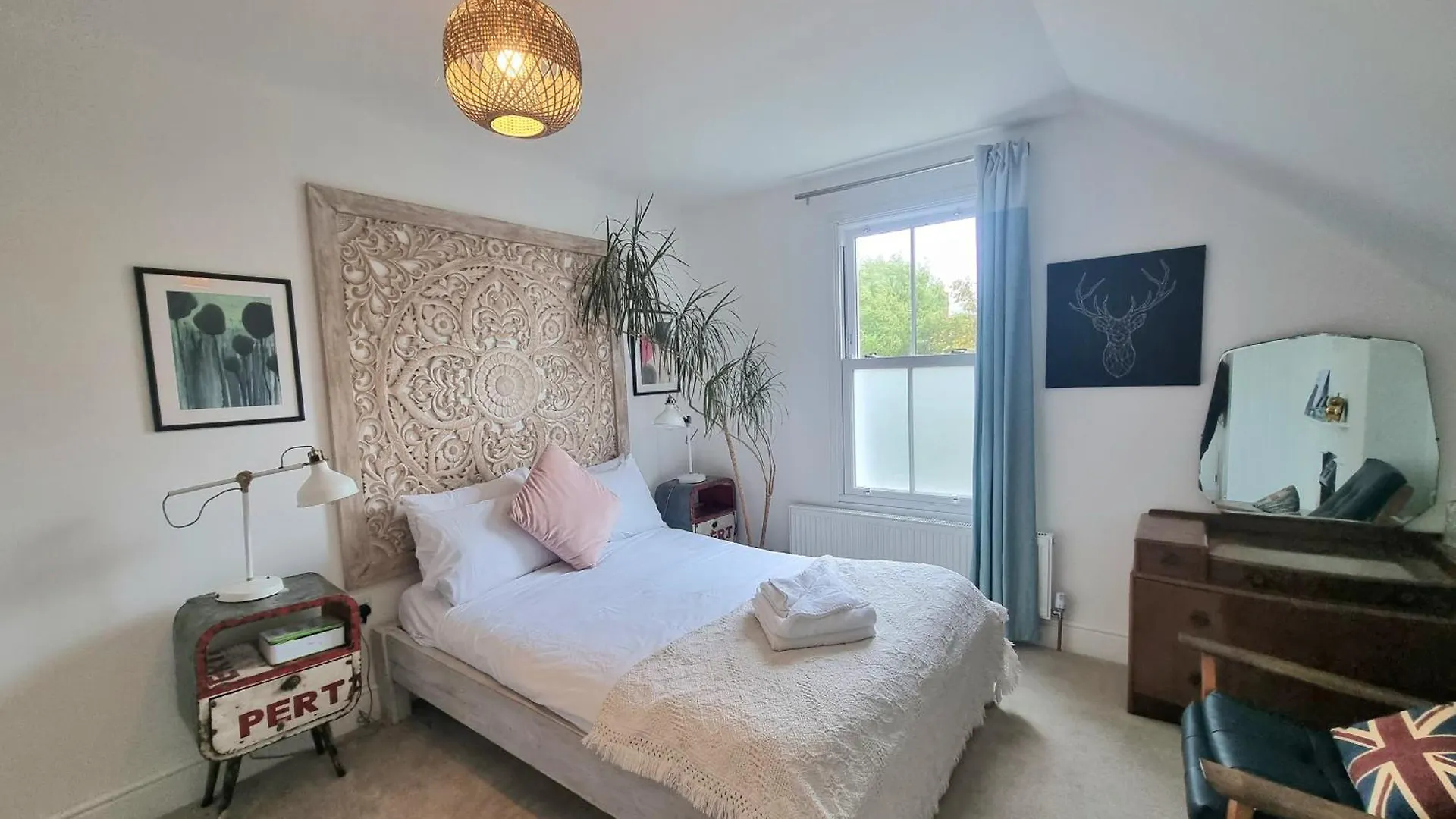 Stylish 2-Bed Flat, Quick Access To London Sights Apartment United Kingdom